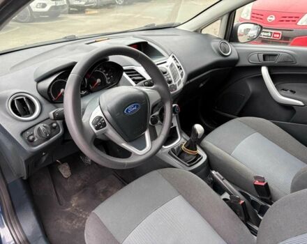 Синій Форд Фієста, об'ємом двигуна 1.4 л та пробігом 240 тис. км за 6190 $, фото 15 на Automoto.ua