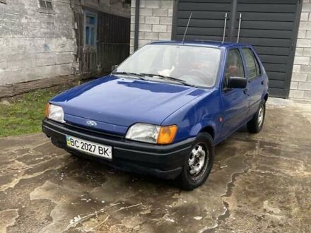 Форд Фиеста 1992 в Луцке на Automoto.ua Синий Форд Фиеста, объемом двигателя 1.1 л и пробегом 250 тыс. км за 1600 $, фото 1 на Automoto.ua