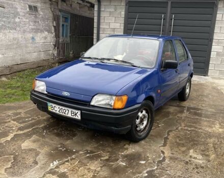 Синий Форд Фиеста, объемом двигателя 1.1 л и пробегом 250 тыс. км за 1600 $, фото 1 на Automoto.ua
