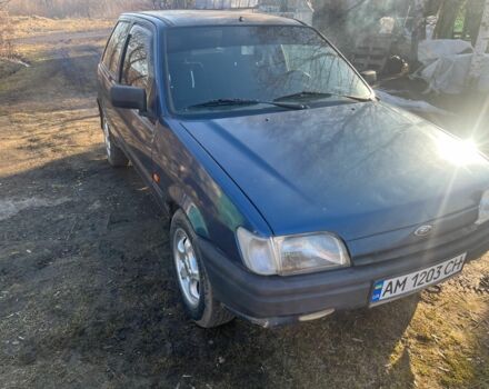 Синий Форд Фиеста, объемом двигателя 1.3 л и пробегом 176 тыс. км за 1000 $, фото 1 на Automoto.ua