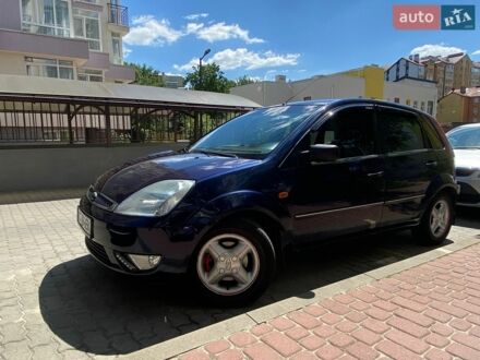 Синій Форд Фієста, об'ємом двигуна 1.3 л та пробігом 200 тис. км за 3500 $, фото 1 на Automoto.ua