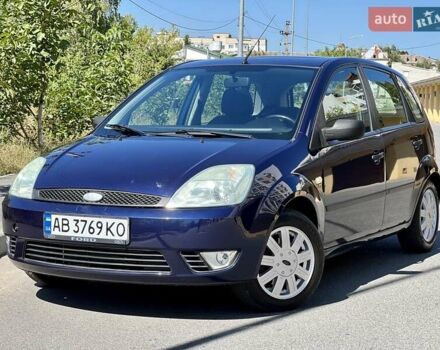 Синій Форд Фієста, об'ємом двигуна 1.6 л та пробігом 238 тис. км за 3000 $, фото 1 на Automoto.ua