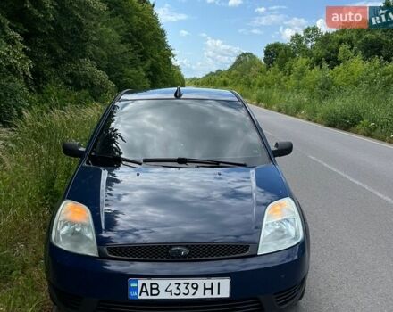 Синий Форд Фиеста, объемом двигателя 1.3 л и пробегом 293 тыс. км за 3250 $, фото 1 на Automoto.ua