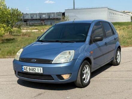 Форд Фиеста 2003 в Павлограде на Automoto.ua Синий Форд Фиеста, объемом двигателя 1.4 л и пробегом 125 тыс. км за 3400 $, фото 1 на Automoto.ua