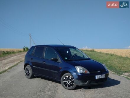 Синий Форд Фиеста, объемом двигателя 1.4 л и пробегом 214 тыс. км за 3700 $, фото 1 на Automoto.ua