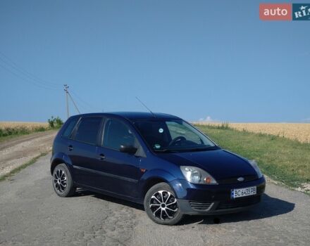 Синій Форд Фієста, об'ємом двигуна 1.4 л та пробігом 214 тис. км за 3700 $, фото 1 на Automoto.ua