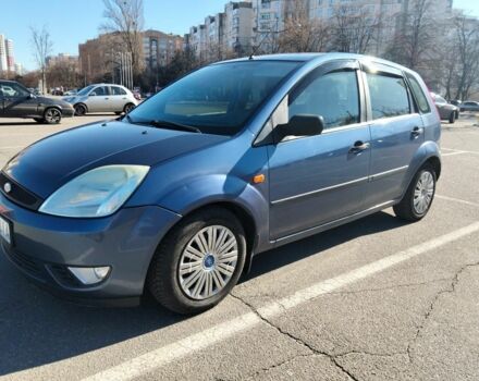 Синий Форд Фиеста, объемом двигателя 1.3 л и пробегом 310 тыс. км за 2850 $, фото 1 на Automoto.ua
