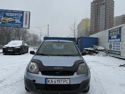 Синій Форд Фієста, об'ємом двигуна 1.24 л та пробігом 279 тис. км за 2750 $, фото 1 на Automoto.ua