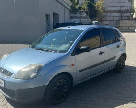 Синий Форд Фиеста, объемом двигателя 1.4 л и пробегом 298 тыс. км за 3100 $, фото 1 на Automoto.ua