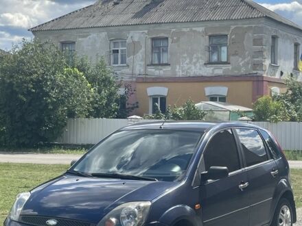 Форд Фиеста 2005 в Корсунь-Шевченковском на Automoto.ua Синий Форд Фиеста, объемом двигателя 1.3 л и пробегом 187 тыс. км за 3500 $, фото 1 на Automoto.ua