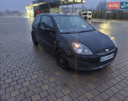 Синий Форд Фиеста, объемом двигателя 1.3 л и пробегом 180 тыс. км за 2300 $, фото 1 на Automoto.ua