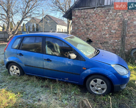 Синий Форд Фиеста, объемом двигателя 1.29 л и пробегом 225 тыс. км за 1950 $, фото 1 на Automoto.ua