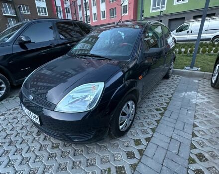 Синій Форд Фієста, об'ємом двигуна 1.4 л та пробігом 146 тис. км за 3600 $, фото 1 на Automoto.ua