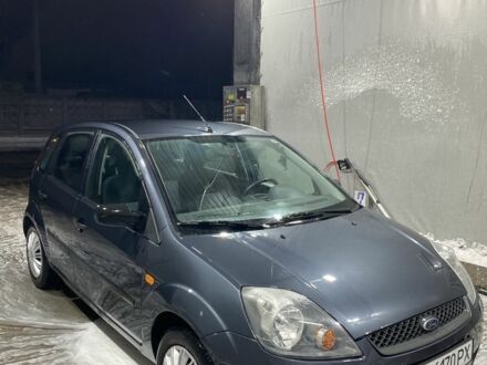 Синій Форд Фієста, об'ємом двигуна 1.4 л та пробігом 210 тис. км за 4200 $, фото 1 на Automoto.ua