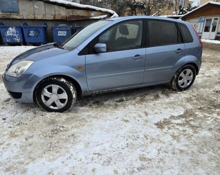 Синій Форд Фієста, об'ємом двигуна 1.4 л та пробігом 260 тис. км за 3000 $, фото 1 на Automoto.ua