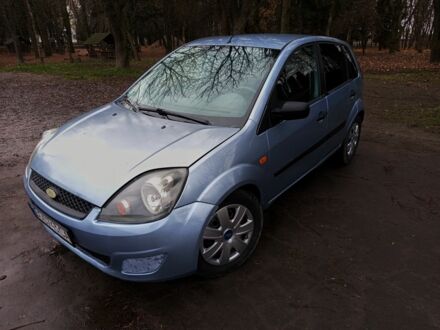 Синий Форд Фиеста, объемом двигателя 1.2 л и пробегом 300 тыс. км за 1900 $, фото 1 на Automoto.ua