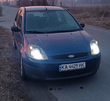 Форд Фиеста 2006 в Бородянке на Automoto.ua Синий Форд Фиеста, объемом двигателя 1.25 л и пробегом 319 тыс. км за 2750 $, фото 1 на Automoto.ua