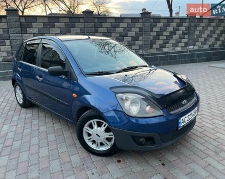 Синий Форд Фиеста, объемом двигателя 1.4 л и пробегом 201 тыс. км за 3350 $, фото 1 на Automoto.ua