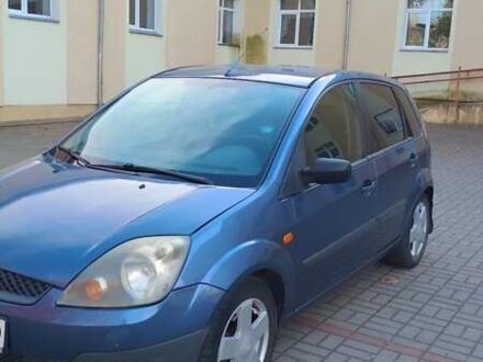 Синий Форд Фиеста, объемом двигателя 1.24 л и пробегом 186 тыс. км за 4500 $, фото 1 на Automoto.ua