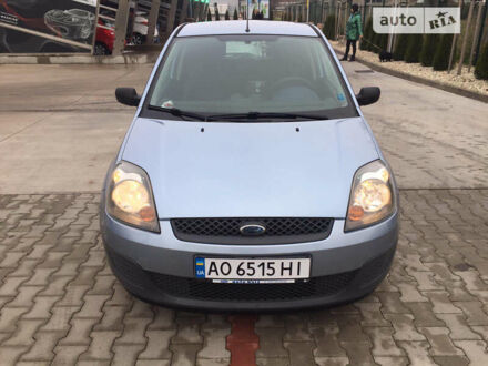 Синій Форд Фієста, об'ємом двигуна 1.3 л та пробігом 245 тис. км за 3500 $, фото 1 на Automoto.ua