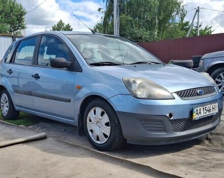 Синий Форд Фиеста, объемом двигателя 1.3 л и пробегом 150 тыс. км за 1450 $, фото 1 на Automoto.ua