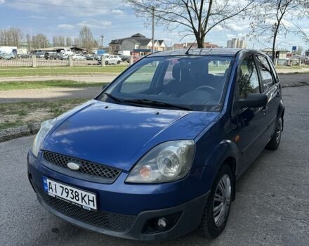 Синий Форд Фиеста, объемом двигателя 1.4 л и пробегом 300 тыс. км за 2850 $, фото 1 на Automoto.ua