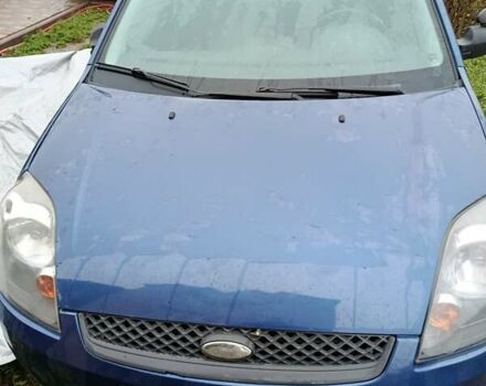 Синий Форд Фиеста, объемом двигателя 1.4 л и пробегом 300 тыс. км за 2000 $, фото 1 на Automoto.ua