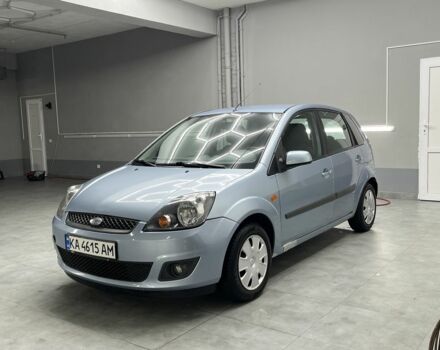 Синий Форд Фиеста, объемом двигателя 1.4 л и пробегом 160 тыс. км за 2999 $, фото 1 на Automoto.ua