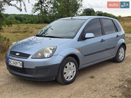 Синій Форд Фієста, об'ємом двигуна 1.39 л та пробігом 245 тис. км за 4000 $, фото 1 на Automoto.ua
