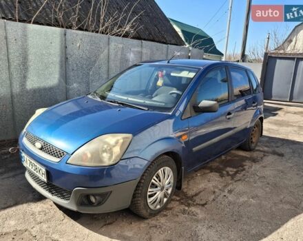 Синий Форд Фиеста, объемом двигателя 1.39 л и пробегом 375 тыс. км за 2700 $, фото 1 на Automoto.ua
