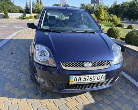 Синій Форд Фієста, об'ємом двигуна 1.4 л та пробігом 98 тис. км за 4003 $, фото 1 на Automoto.ua