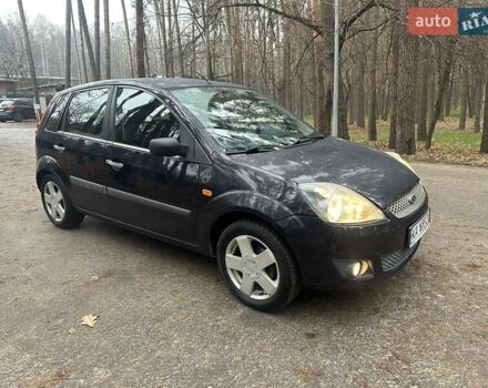 Синий Форд Фиеста, объемом двигателя 1.39 л и пробегом 252 тыс. км за 2900 $, фото 1 на Automoto.ua