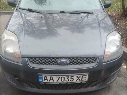 Синий Форд Фиеста, объемом двигателя 1.4 л и пробегом 139 тыс. км за 4300 $, фото 1 на Automoto.ua