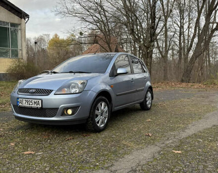Синий Форд Фиеста, объемом двигателя 1.4 л и пробегом 155 тыс. км за 4800 $, фото 1 на Automoto.ua