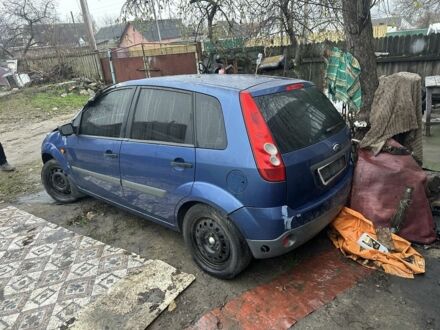 Синий Форд Фиеста, объемом двигателя 1.4 л и пробегом 180 тыс. км за 1100 $, фото 1 на Automoto.ua