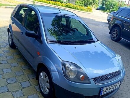 Синій Форд Фієста, об'ємом двигуна 1.2 л та пробігом 21700 тис. км за 3300 $, фото 1 на Automoto.ua