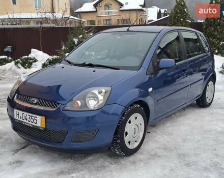 Синий Форд Фиеста, объемом двигателя 1.6 л и пробегом 158 тыс. км за 4799 $, фото 1 на Automoto.ua