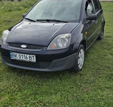 Синій Форд Фієста, об'ємом двигуна 1.25 л та пробігом 267 тис. км за 2700 $, фото 1 на Automoto.ua