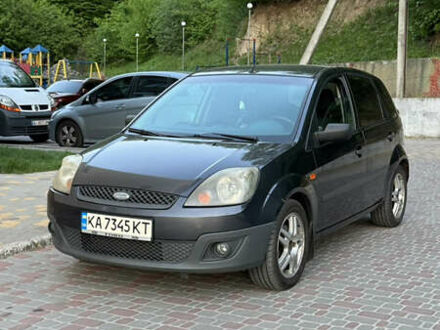 Синий Форд Фиеста, объемом двигателя 1.39 л и пробегом 215 тыс. км за 4200 $, фото 1 на Automoto.ua
