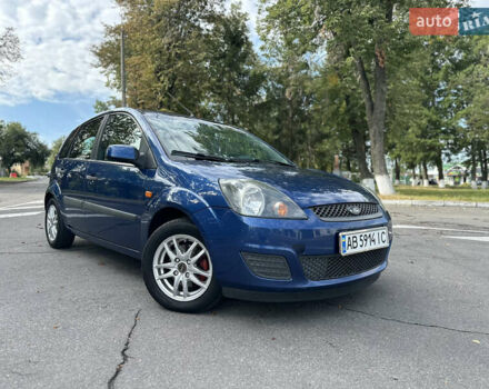 Синий Форд Фиеста, объемом двигателя 1.4 л и пробегом 226 тыс. км за 4299 $, фото 1 на Automoto.ua