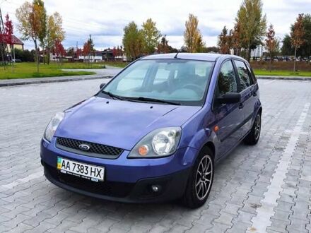 Синий Форд Фиеста, объемом двигателя 1.4 л и пробегом 155 тыс. км за 4200 $, фото 1 на Automoto.ua