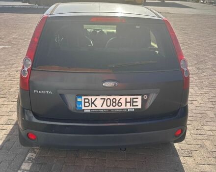 Синій Форд Фієста, об'ємом двигуна 1.2 л та пробігом 231 тис. км за 3000 $, фото 1 на Automoto.ua