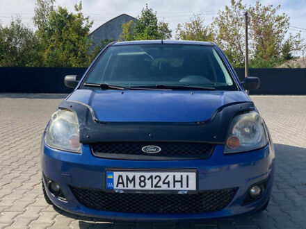 Синій Форд Фієста, об'ємом двигуна 1.4 л та пробігом 249 тис. км за 3800 $, фото 1 на Automoto.ua