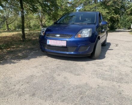 Синій Форд Фієста, об'ємом двигуна 1.4 л та пробігом 165 тис. км за 5300 $, фото 1 на Automoto.ua