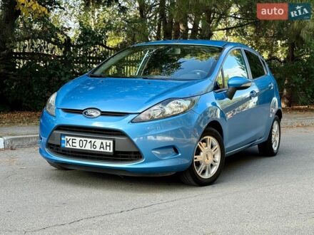 Синій Форд Фієста, об'ємом двигуна 1.39 л та пробігом 123 тис. км за 7500 $, фото 1 на Automoto.ua
