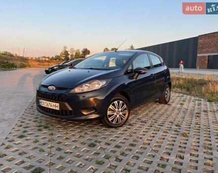 Синий Форд Фиеста, объемом двигателя 1.4 л и пробегом 265 тыс. км за 5100 $, фото 1 на Automoto.ua
