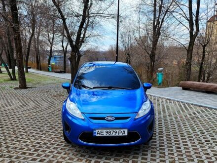 Форд Фиеста 2010 в Харькове на Automoto.ua Синий Форд Фиеста, объемом двигателя 1.6 л и пробегом 156 тыс. км за 5800 $, фото 1 на Automoto.ua