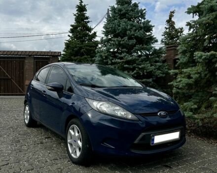 Синий Форд Фиеста, объемом двигателя 1.4 л и пробегом 240 тыс. км за 6199 $, фото 1 на Automoto.ua