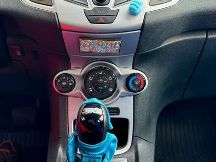 Форд Фиеста 2011 в Киеве на Automoto.ua Синий Форд Фиеста, объемом двигателя 1.4 л и пробегом 54 тыс. км за 7800 $, фото 1 на Automoto.ua
