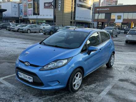 Синий Форд Фиеста, объемом двигателя 1.39 л и пробегом 177 тыс. км за 7250 $, фото 1 на Automoto.ua